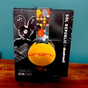 Sol Republic Deadmaus5 Tracks HD On Ear Headphones